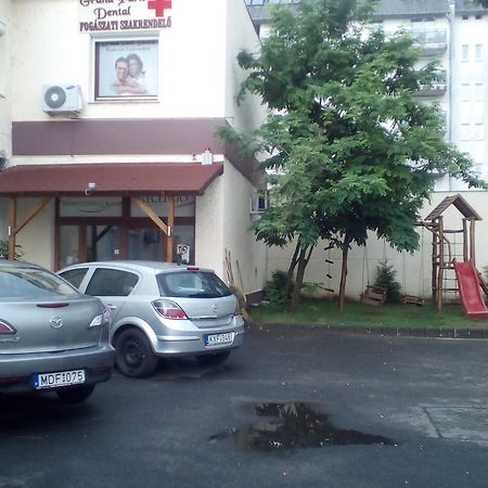 Hotel Central King Budapest Bagian luar foto