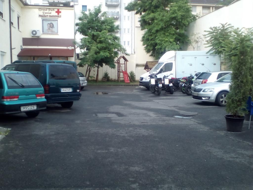 Hotel Central King Budapest Bagian luar foto